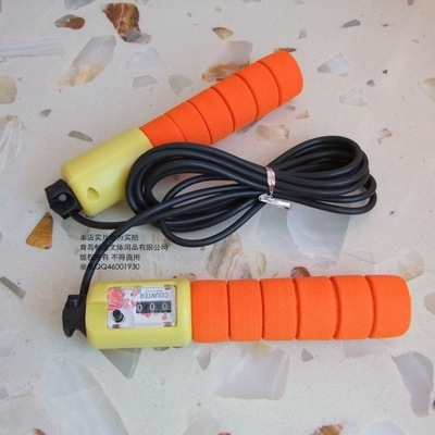 青島暢游文體用品 批發(fā)供應(yīng)記數(shù)跳繩、比賽跳繩，計(jì)數(shù)橡膠繩海綿柄學(xué)生學(xué)校首選